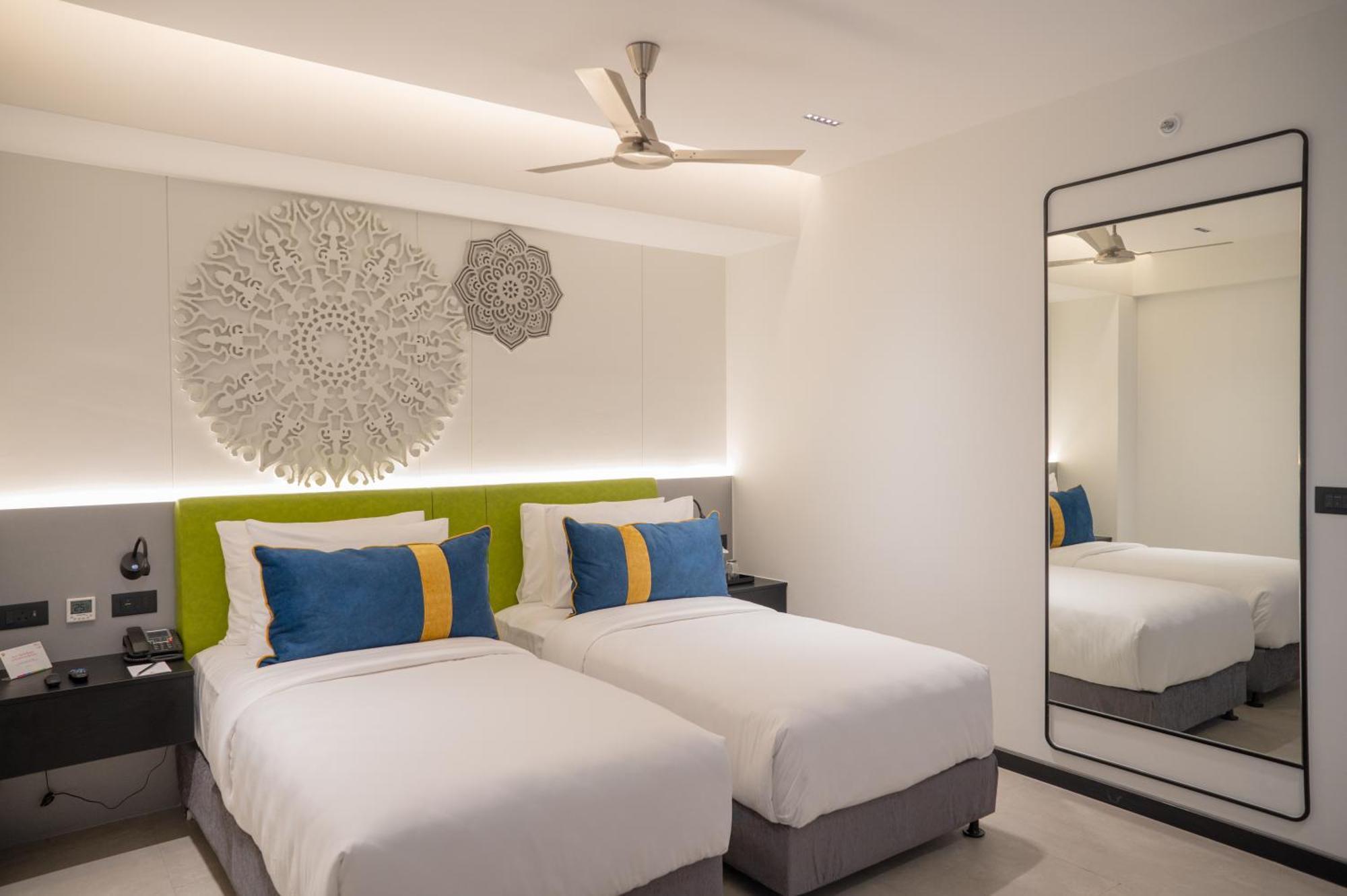 Zibe Luxe Kakinada By Grt Hotels Exterior foto